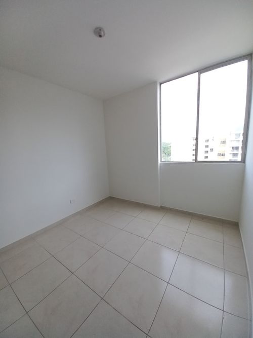 Apartamento de 3 alcobas en venta en Picaleña Y Mirolindo, Ibagué, 73 m² · foto 15 de 24