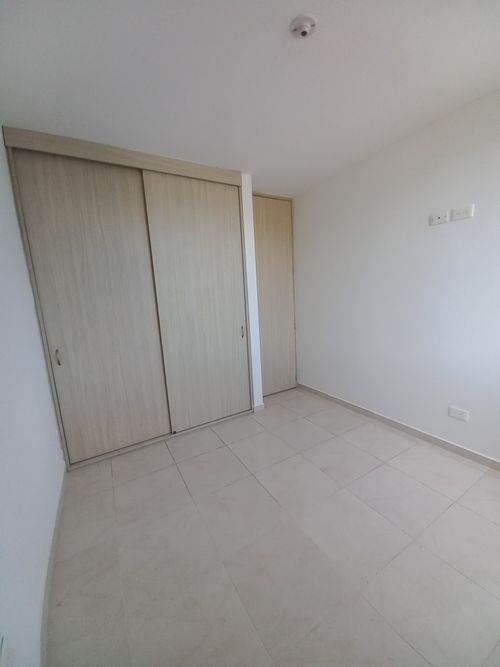 Apartamento de 3 alcobas en venta en Picaleña Y Mirolindo, Ibagué, 73 m² · foto 16 de 24