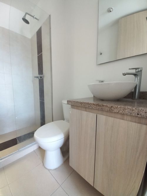 Apartamento de 3 alcobas en venta en Picaleña Y Mirolindo, Ibagué, 73 m² · foto 21 de 24
