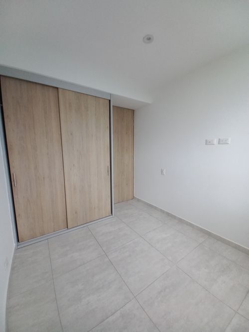 Apartamento de 3 alcobas en venta en Picaleña Y Mirolindo, Ibagué, 78 m² · foto 15 de 24