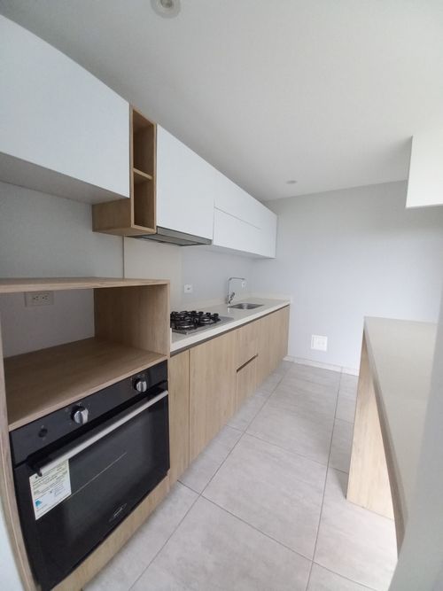 Apartamento de 3 alcobas en venta en Picaleña Y Mirolindo, Ibagué, 78 m² · foto 17 de 24