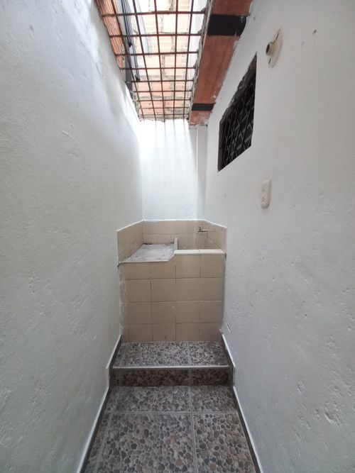 Casa de 3 alcobas en venta en Ub. Altos De Vasconia, Ibagué, 51 m² · foto 9 de 18