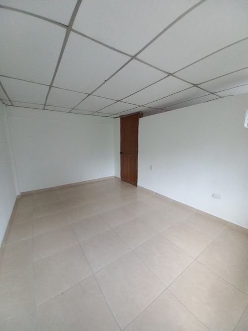 Casa de 3 alcobas en venta en Ub. Altos De Vasconia, Ibagué, 51 m² · foto 14 de 18