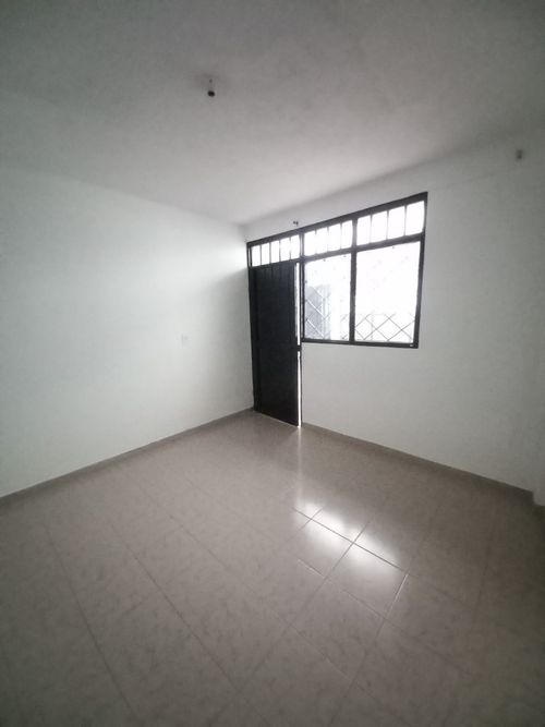 Casa de 6 alcobas en venta en Miramar, Ibagué, 283 m² · foto 8 de 24