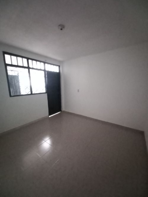 Casa de 6 alcobas en venta en Miramar, Ibagué, 283 m² · foto 10 de 24