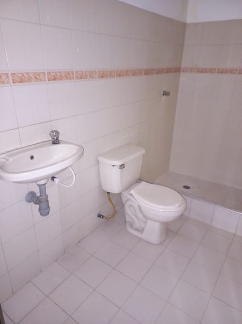 Casa de 6 alcobas en venta en Miramar, Ibagué, 283 m² · foto 14 de 24