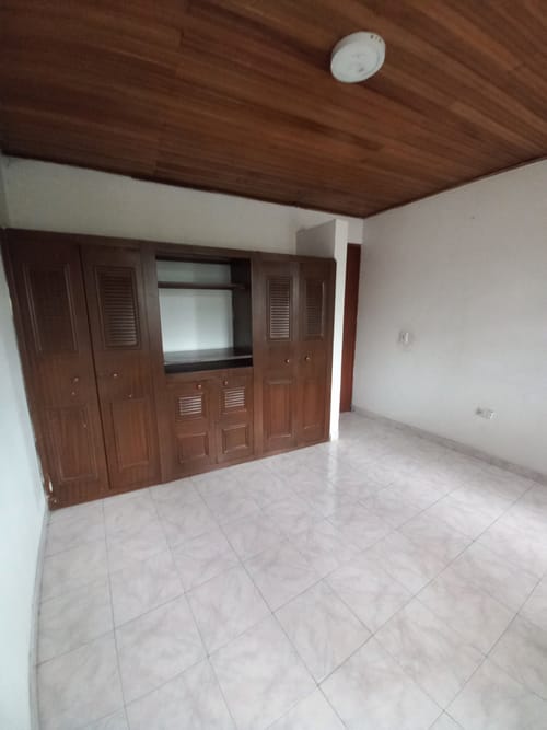 Casa de 6 alcobas en venta en Miramar, Ibagué, 283 m² · foto 21 de 24