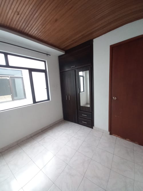 Casa de 6 alcobas en venta en Miramar, Ibagué, 283 m² · foto 23 de 24