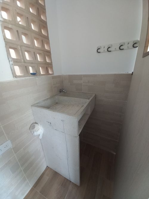 Apartamento de 2 alcobas en venta en Picaleña Y Mirolindo, Ibagué, 40 m² · foto 14 de 22