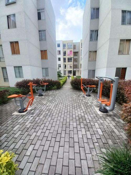 Apartamento de 2 alcobas en venta en Picaleña Y Mirolindo, Ibagué, 40 m² · foto 20 de 22