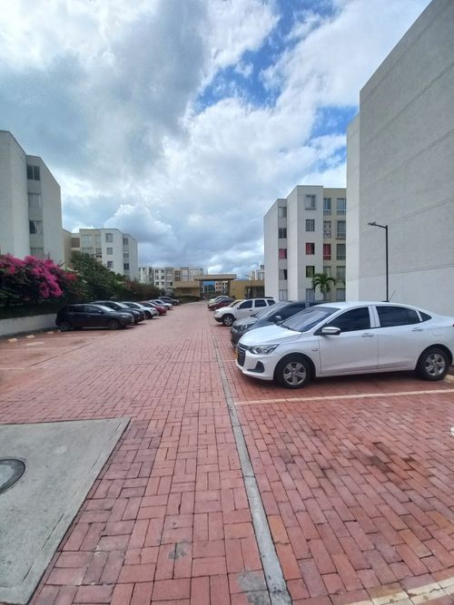 Apartamento de 2 alcobas en venta en Picaleña Y Mirolindo, Ibagué, 40 m² · foto 22 de 22