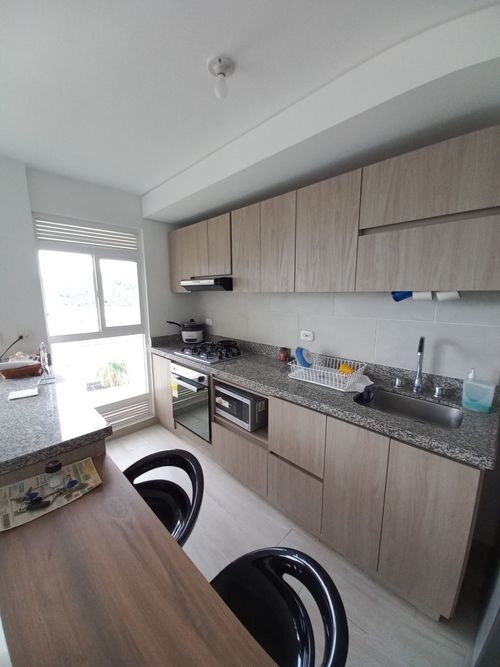 Apartamento de 3 alcobas en venta en Picaleña Y Mirolindo, Ibagué, 71 m² · foto 18 de 24