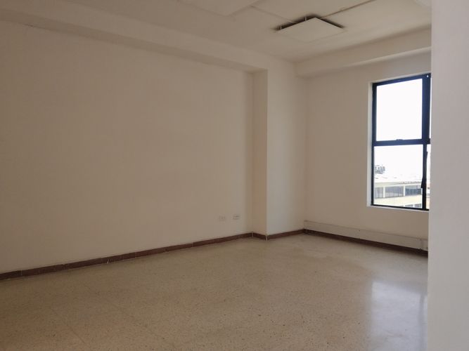 Local en arriendo en San Pedro, Cali, 30 m² · foto 16 de 24