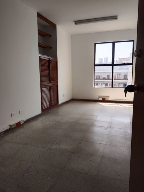 Local en arriendo en San Pedro, Cali, 30 m² · foto 21 de 24