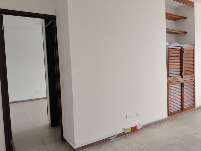 Local en arriendo en San Pedro, Cali, 30 m² · foto 22 de 24