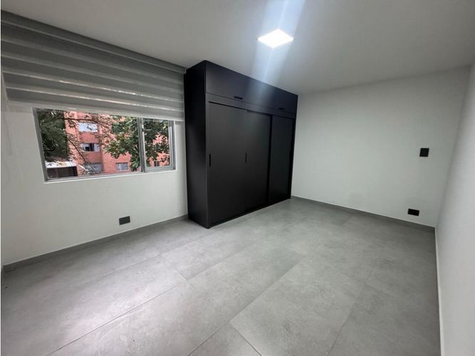 Apartamento de 4 alcobas en venta en Conquistadores, Medellín, 170 m² · foto 7 de 8
