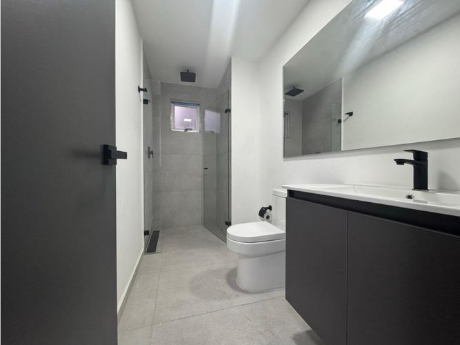 Apartamento de 4 alcobas en venta en Conquistadores, Medellín, 170 m² · foto 8 de 8