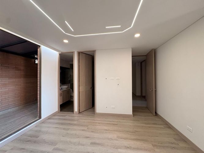 Apartamento de 3 alcobas en venta en Vegas De San Jose, Sabaneta, 135 m² · foto 10 de 20