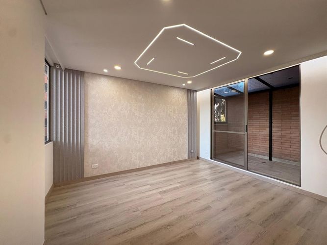 Apartamento de 3 alcobas en venta en Vegas De San Jose, Sabaneta, 135 m² · foto 17 de 20