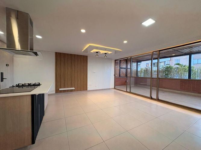 Apartamento de 3 alcobas en venta en Vegas De San Jose, Sabaneta, 135 m² · foto 15 de 20
