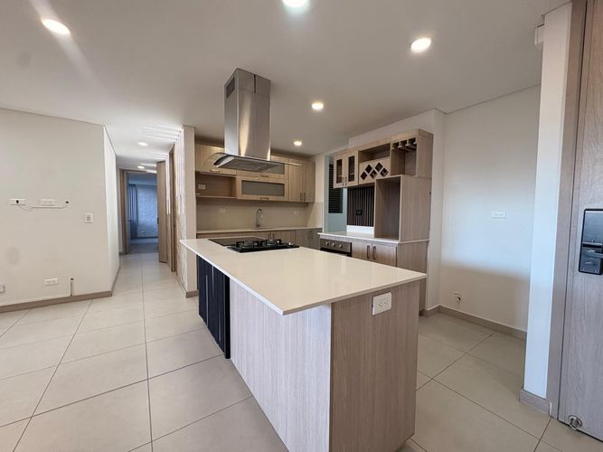 Apartamento de 3 alcobas en venta en Vegas De San Jose, Sabaneta, 135 m² · foto 16 de 20