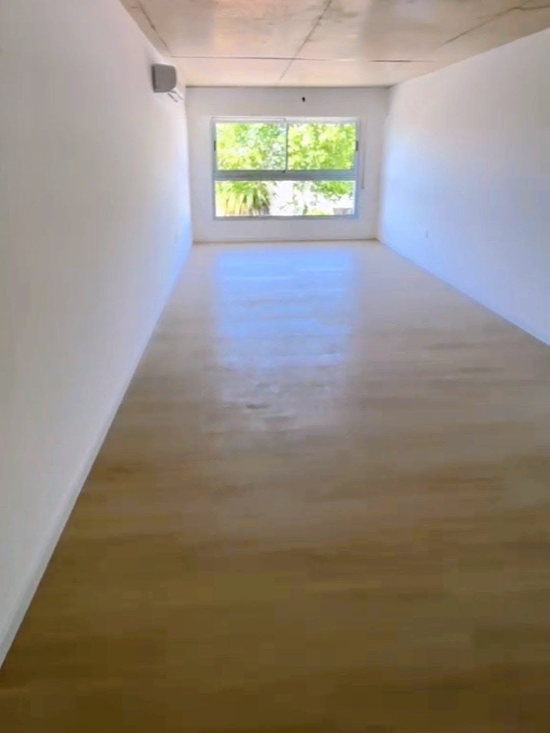 Monoambiente nuevo, a metros del Montevideo Shopping
