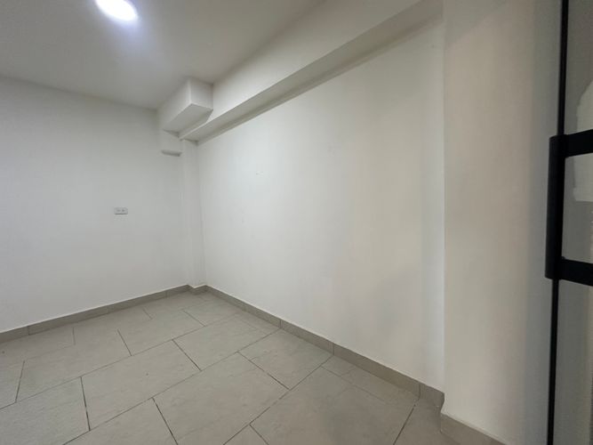 Local en arriendo en Laureles, Armenia, 12 m² · foto 3 de 7