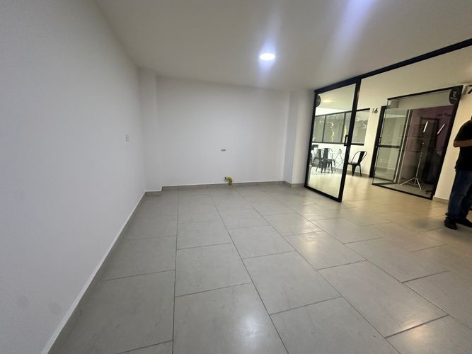 Local en arriendo en Laureles, Armenia, 17 m² · foto 6 de 7