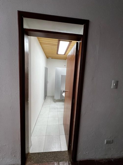 Casa de 8 alcobas en venta en La Candelaria, Bogotá, 195 m² · foto 11 de 20