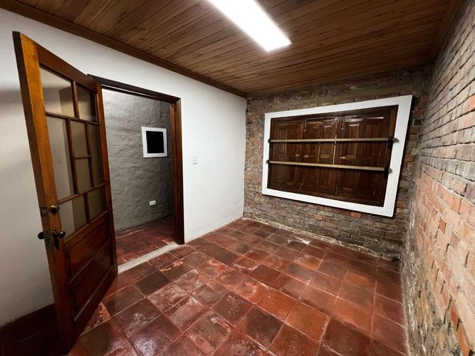 Casa de 8 alcobas en venta en La Candelaria, Bogotá, 195 m² · foto 18 de 20