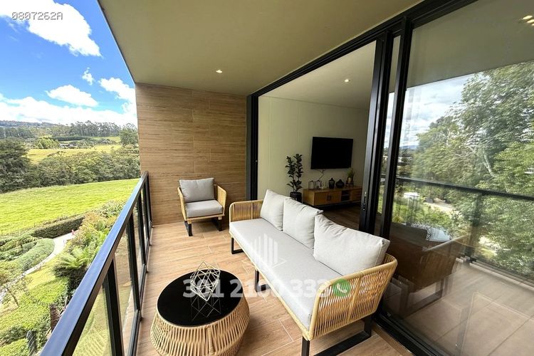 Apartamento de 2 alcobas en arriendo en Castropol, Medellín, 256 m² · foto 18 de 24