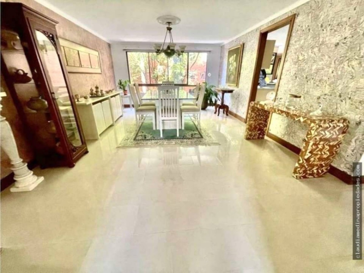 Apartamento en arriendo en Castropol, Medellín · foto 13 de 15