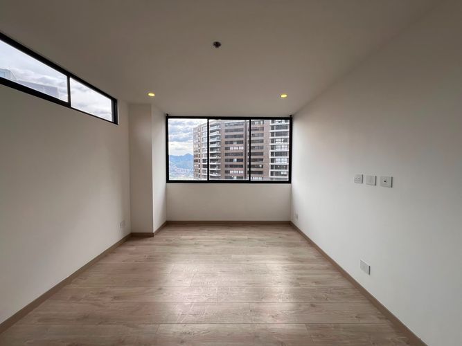 Apartamento de 2 alcobas en arriendo en El Poblado, Medellín, 79 m² · foto 12 de 12