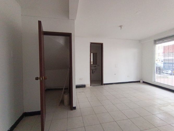 Local en arriendo en Palermo, Manizales, 35 m² · foto 2 de 11