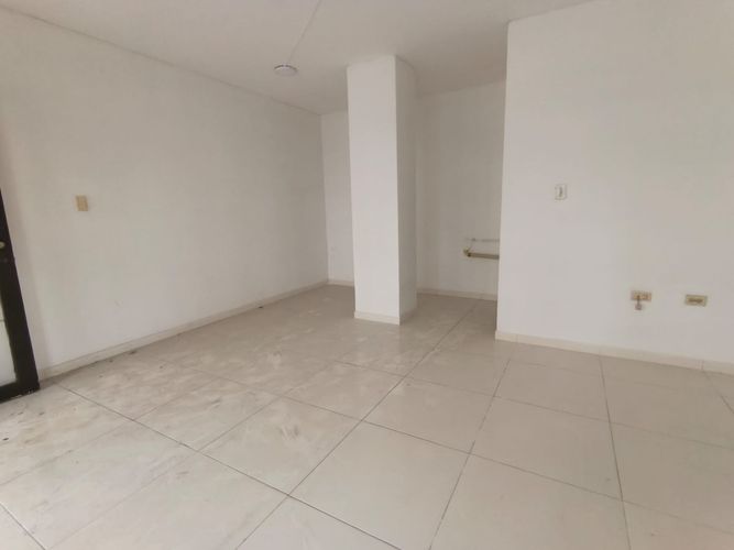 Local en venta en Palermo, Manizales, 35 m² · foto 3 de 11