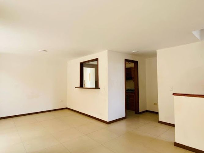 Casa de 3 alcobas en venta en La Ceja, 340 m² · foto 9 de 24
