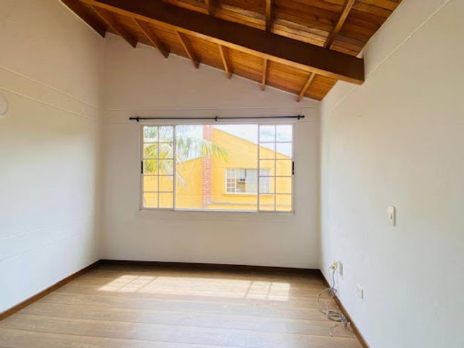 Casa de 3 alcobas en venta en La Ceja, 340 m² · foto 14 de 24