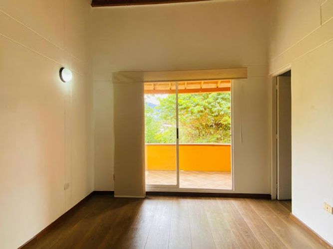 Casa de 3 alcobas en venta en La Ceja, 340 m² · foto 20 de 24