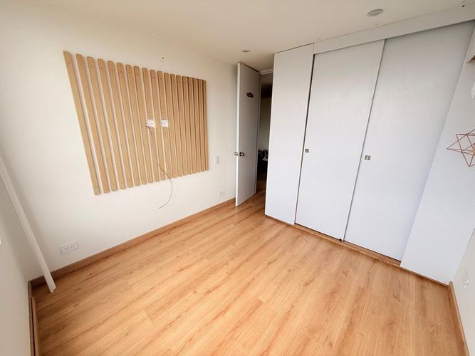 Apartaestudio en venta en El Redil, Bogotá, 35 m² · foto 4 de 10