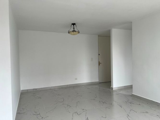 Apartamento de 3 alcobas en arriendo en Conjunto Residencial Isla Fuerta, Envigado, 79 m² · foto 7 de 19