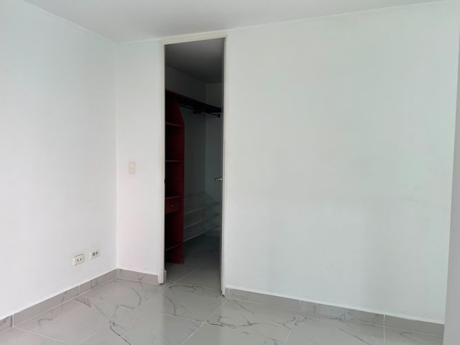 Apartamento de 3 alcobas en arriendo en Conjunto Residencial Isla Fuerta, Envigado, 79 m² · foto 5 de 19