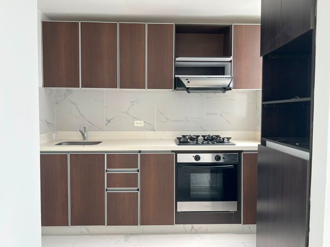 Apartamento de 3 alcobas en arriendo en Conjunto Residencial Isla Fuerta, Envigado, 79 m² · foto 9 de 19