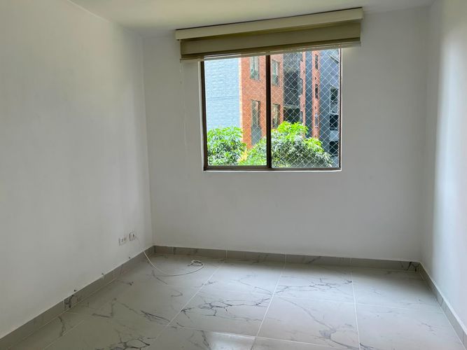 Apartamento de 3 alcobas en arriendo en Conjunto Residencial Isla Fuerta, Envigado, 79 m² · foto 14 de 19