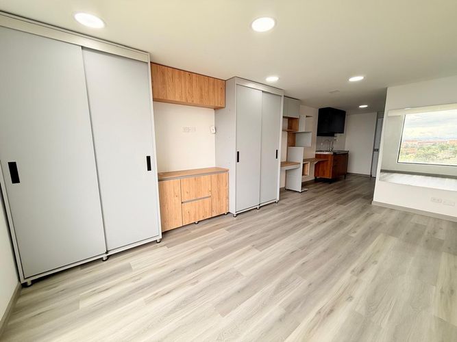 Apartaestudio en venta en Modelia, Bogotá, 38 m² · foto 2 de 11