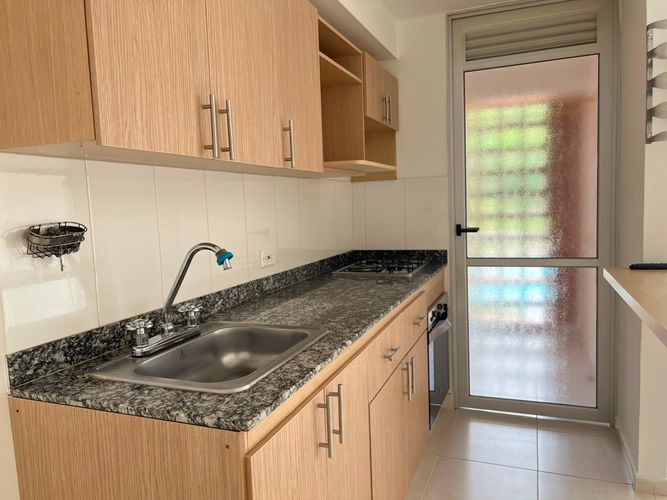 Apartamento de 3 alcobas en arriendo en Pantanillo, Envigado, 75 m² · foto 4 de 16