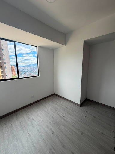 Apartamento en arriendo en Las Palmas, Medellín · foto 8 de 10