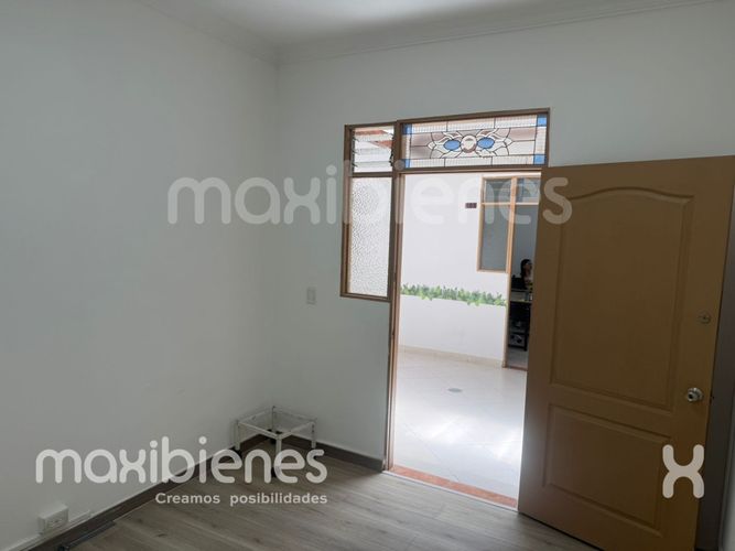 Apartamento de 12 alcobas en arriendo en Laureles, Medellín, 308 m² · foto 12 de 23