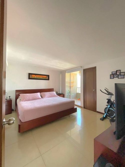 Apartamento de 3 alcobas en arriendo en La Aguacatala, Medellín, 140 m² · foto 7 de 13