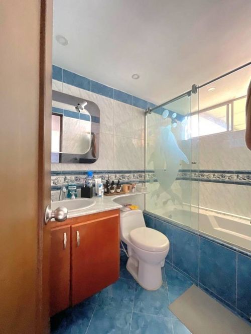 Apartamento de 3 alcobas en arriendo en La Aguacatala, Medellín, 140 m² · foto 10 de 13