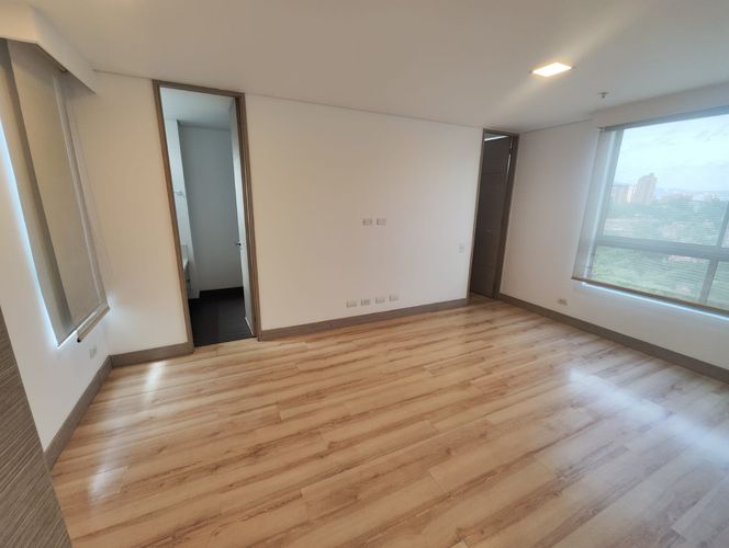 Apartamento de 3 alcobas en arriendo en La Florida, Medellín, 152 m² · foto 7 de 19